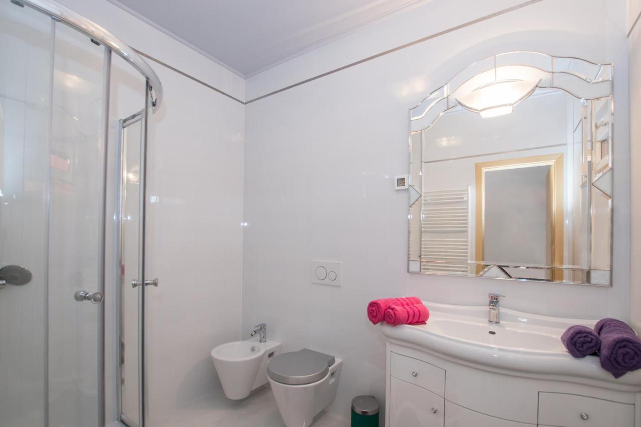 Bella Vista 2 Apartment Umag Ngoại thất bức ảnh